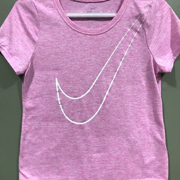 Nike T-Shirt - Picture 2 of 6